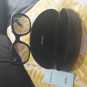 Prada sun glasses